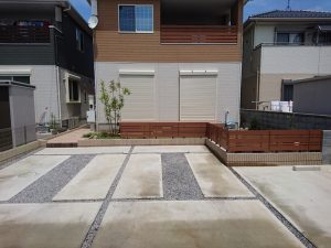 鴻巣市の外構リフォームで整備した庭と建物まわり