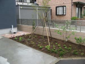 さいたま市で施工した庭の植栽工事の完成写真